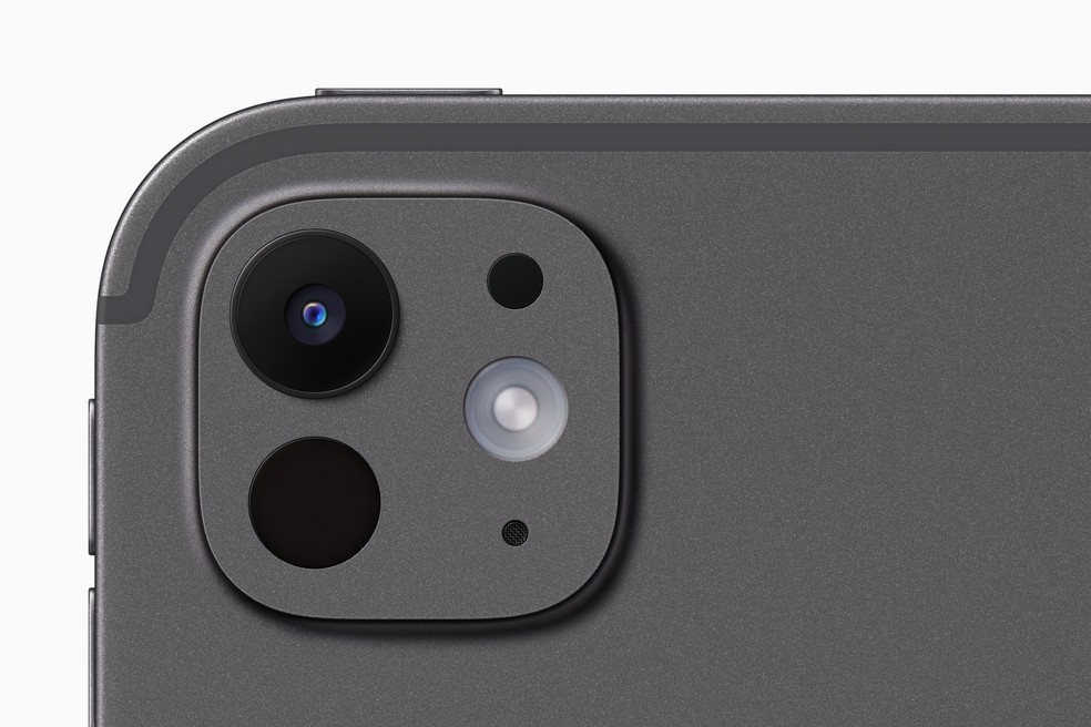 Apple apresenta nova disposição de câmeras na parte traseira com HDR inteligente — Foto: Divulgação