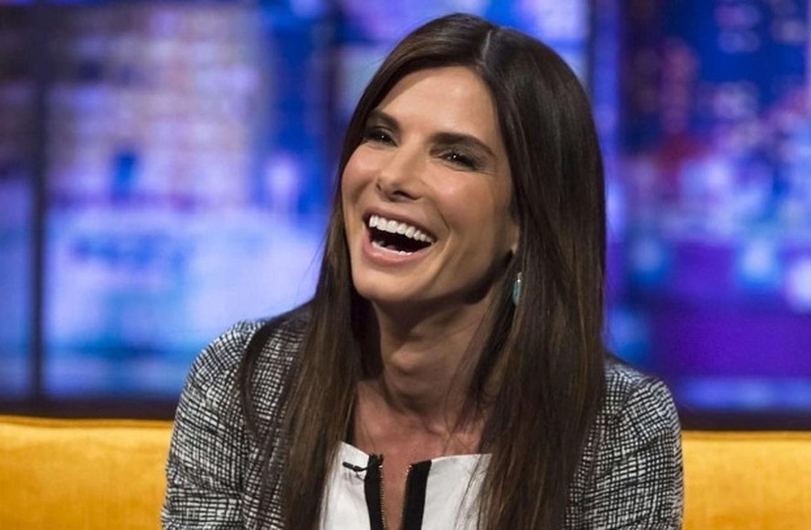 Sandra Bullock tem segredo de beleza de estrelas para manter pele sempre jovem sem cirurgia plástica