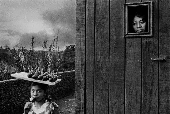 Sebastião Salgado foi internacionalmente reconhecido e recebeu praticamente todos os principais prêmios de fotografia do mundo como reconhecimento por seu trabalho. Na foto, imagem do seu projeto 'Outras Américas', seu primeiro livro. - Foto: Sebastião Salgado