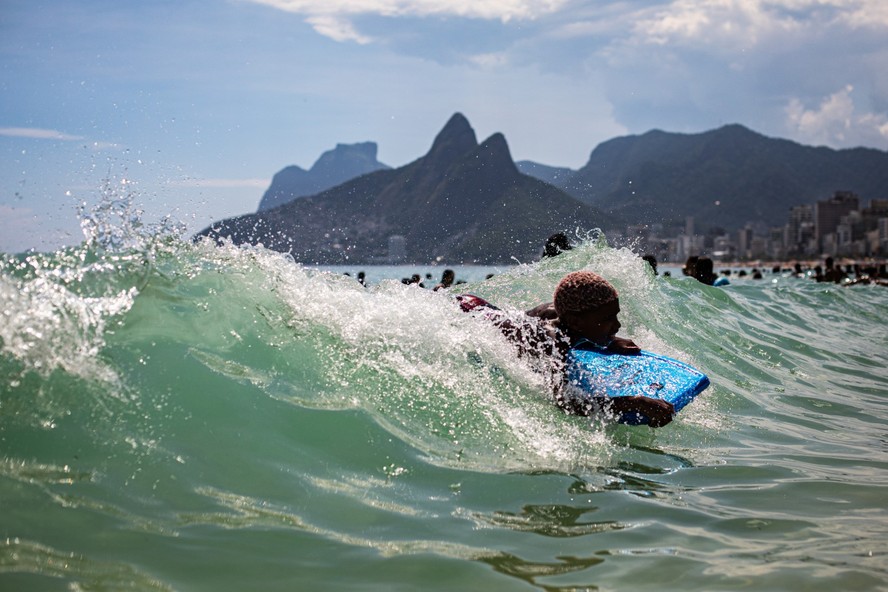 Volta a fazer sol e calor no Rio nesta semana