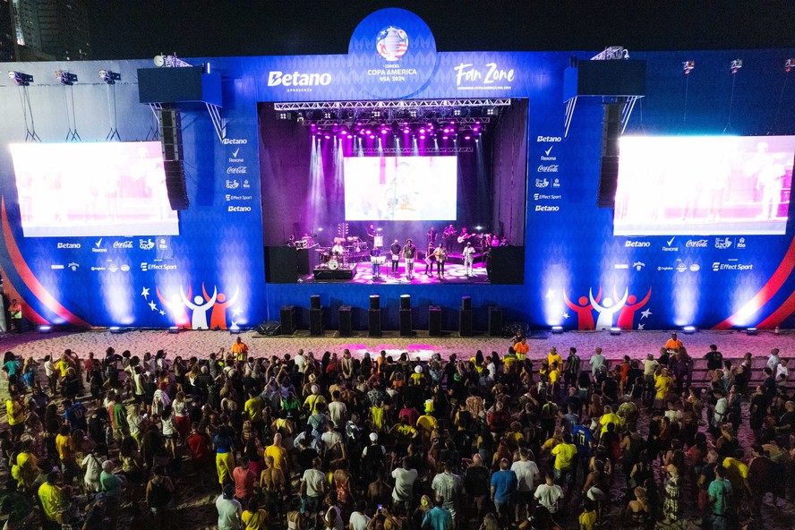 Fan Zone Copa América oferece diversão em Copacabana