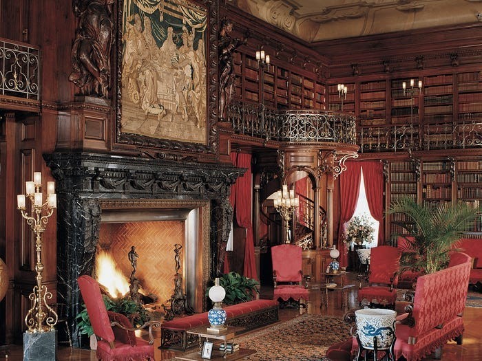 Uma sala de estar, um dos 250 cômodos da propriedade — Foto: The Biltmore Company