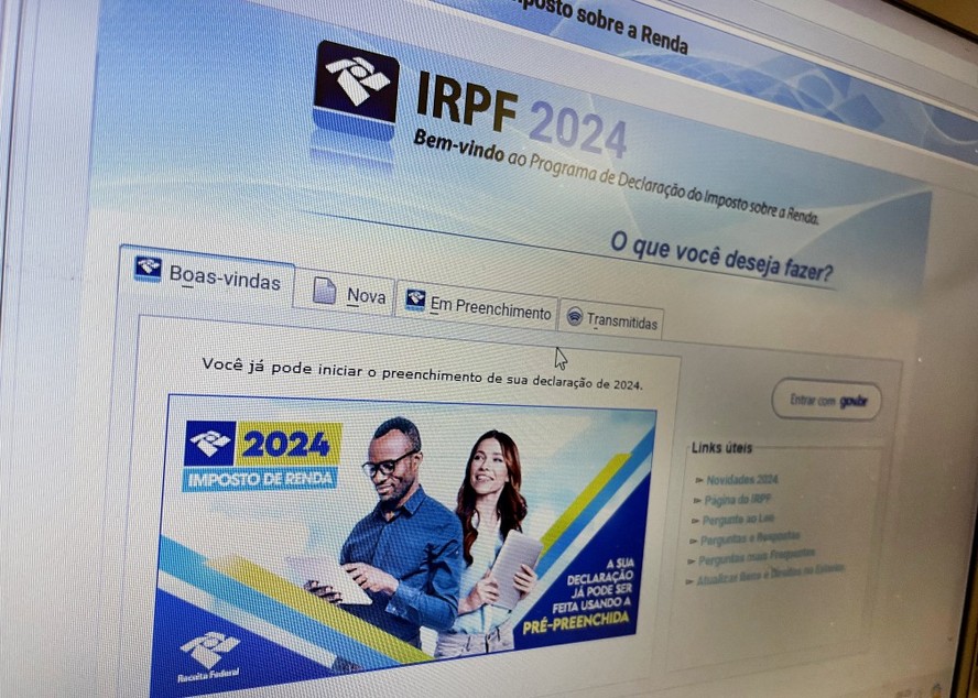 Quem não entregar a declaração do Imposto de Renda 2024 no prazo terá de pagar uma multa de ao menos R$ 165,74