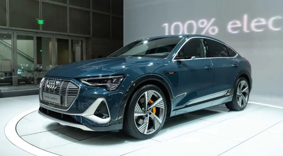 Em 2021, foram vendidas 252 unidades do Audi E Tron: a R$ 649.990 cada uma Divulgação