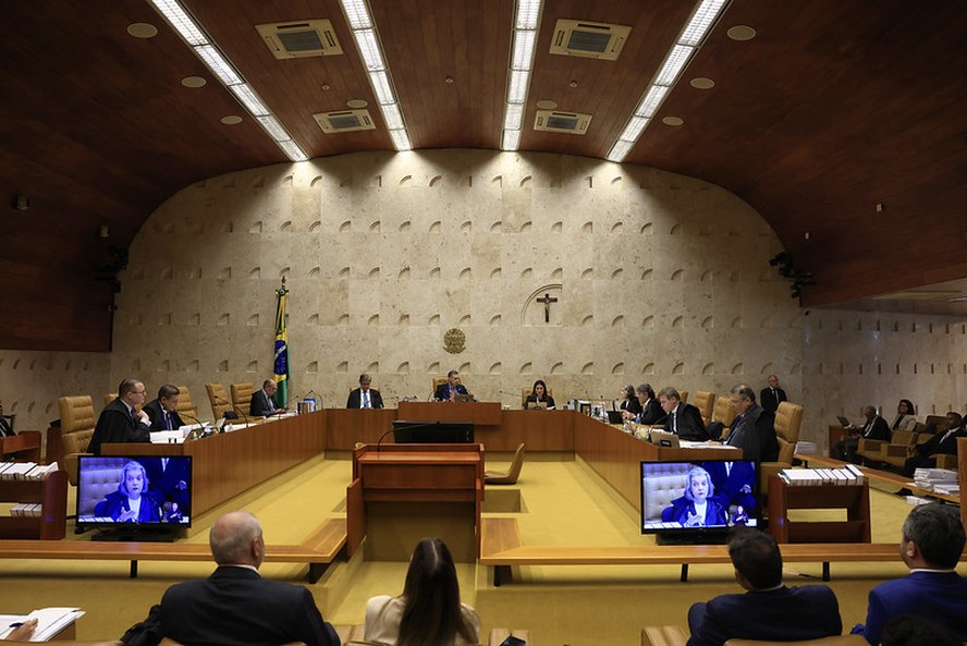 Plenário do STF durante sessão