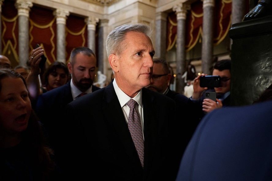 Kevin McCarthy foi alvo de moção para retira-lo da Presidência da Câmara movida pelo próprio partido