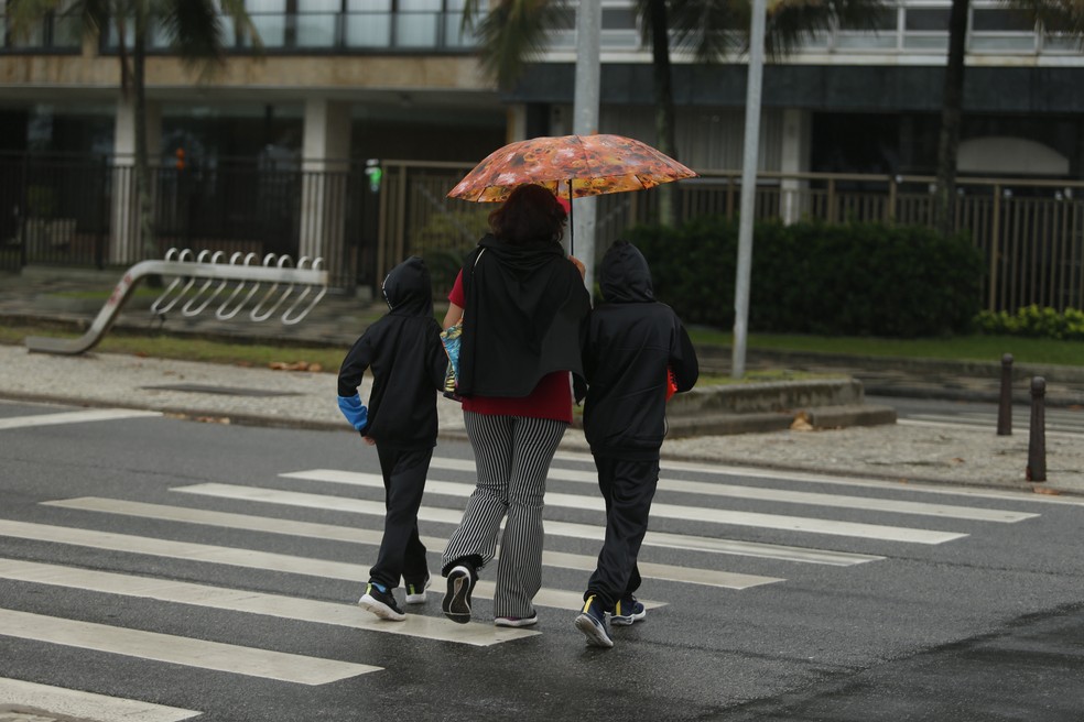 Previsão é de chuva fraca isolada durante a manhã desta sexta-feira — Foto: Fabiano Rocha