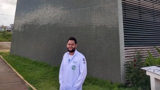 Lázaro Farias, 25, no Complexo de Ciências Médicas da Universidade Federal de Alagoas — Foto: Arquivo pessoal