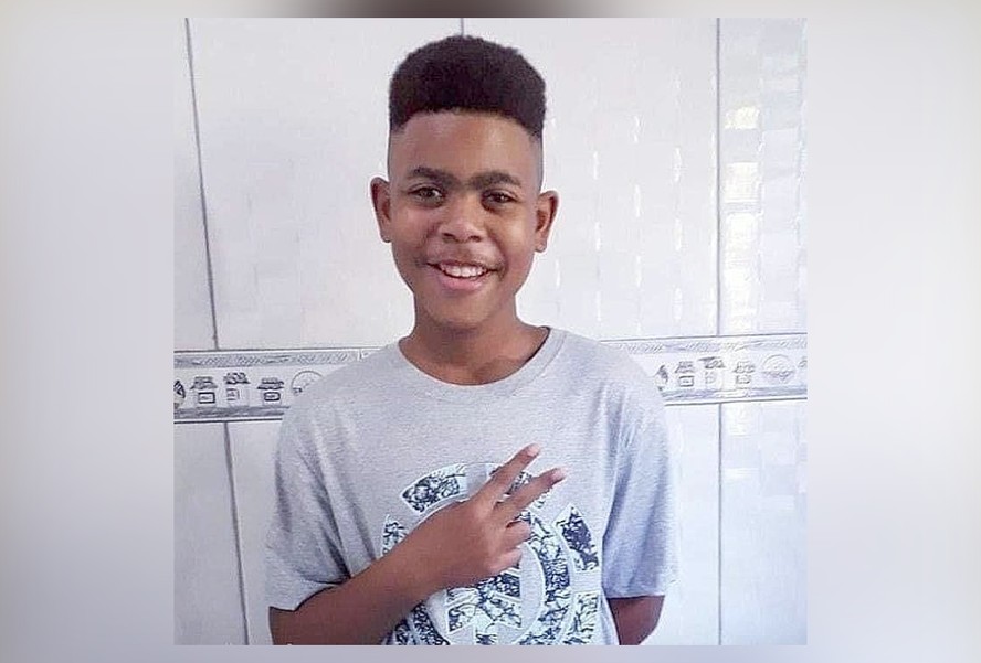 O adolescente João Pedro morreu durante operação conjunta das polícias Civil e Federal