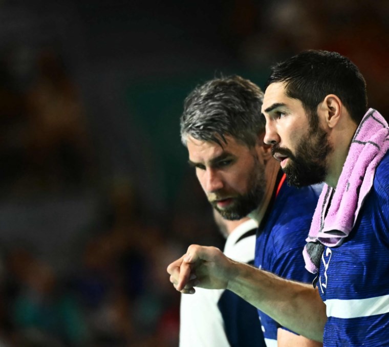 Os franceses Luka e Nikola Karabatic — Foto: Divulgação/AFP