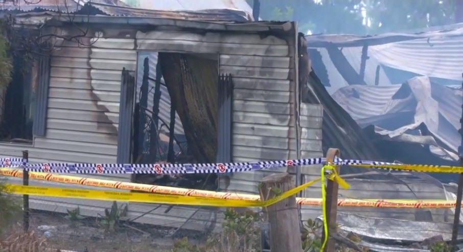 Homem é condenado após matar a mãe em incêndio à casa da família na Austrália — Foto: Reprodução