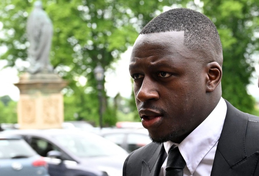 Benjamin Mendy é acusado de nove crimes sexuais contra mulheres