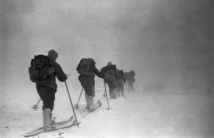 65 anos depois, teorias da conspiração ainda rondam morte misteriosa de nove montanhistas russos