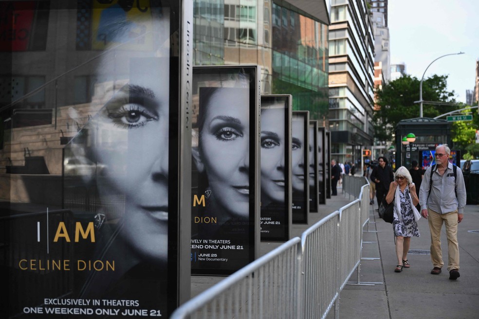 Cartazes anunciam o lançamento do filme, em Nova York — Foto: ANGELA WEISS / AFP
