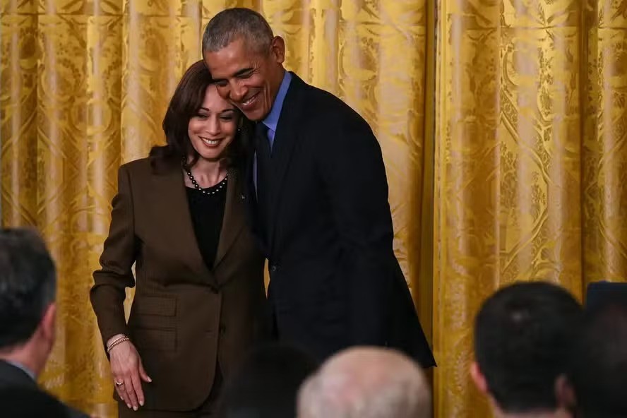 Obama e Kamala Harris em 2022