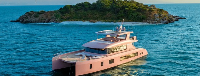 Iate rosa da Barbie foi vendido por mais de R$ 28 milhões — Foto: Courtesy VisionF Yachts/SWNS