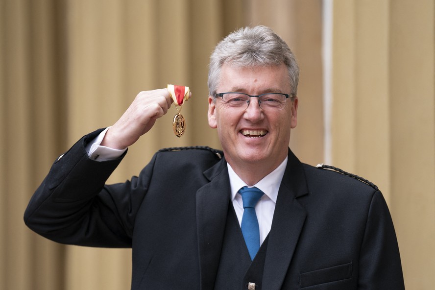 O vencedor do Nobel David MacMillan, que está no Brasil para falar para jovens cientistas