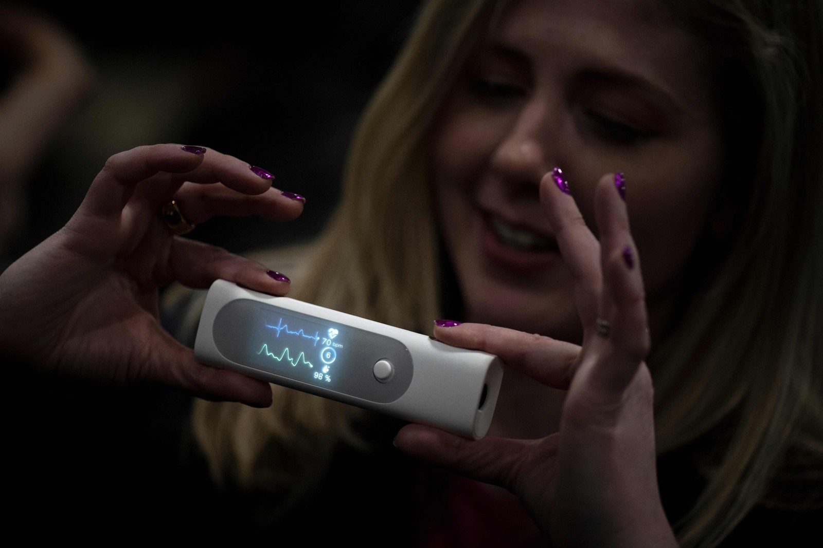 Monitor de saúde BeamO, da Withings — Foto: Brendan Smialowski / AFP