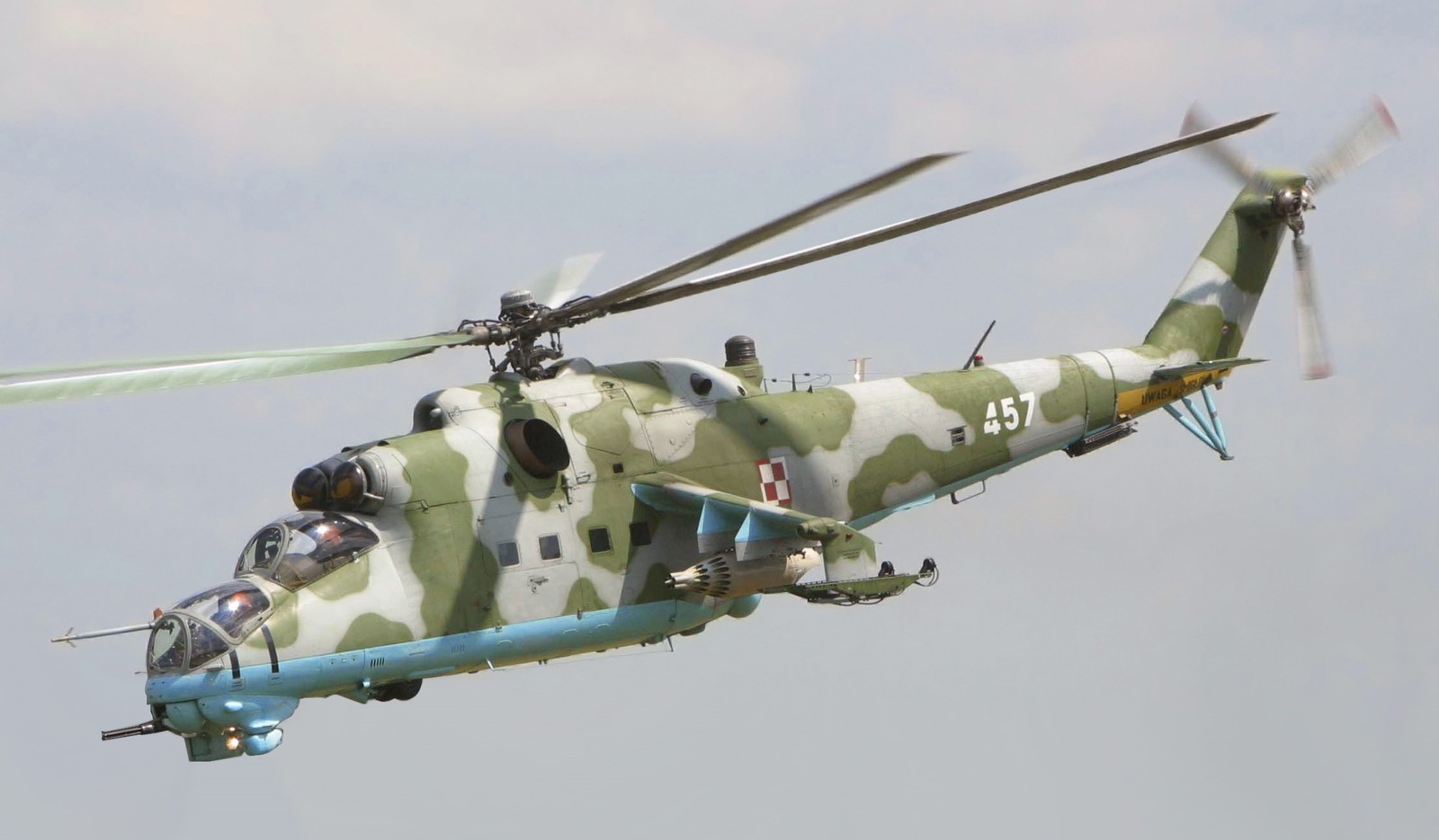 Helicóptero de ataque Mi-24 Hind, versão russa do Mi-35 venezuelano — Foto: Cezary Piwowarski
