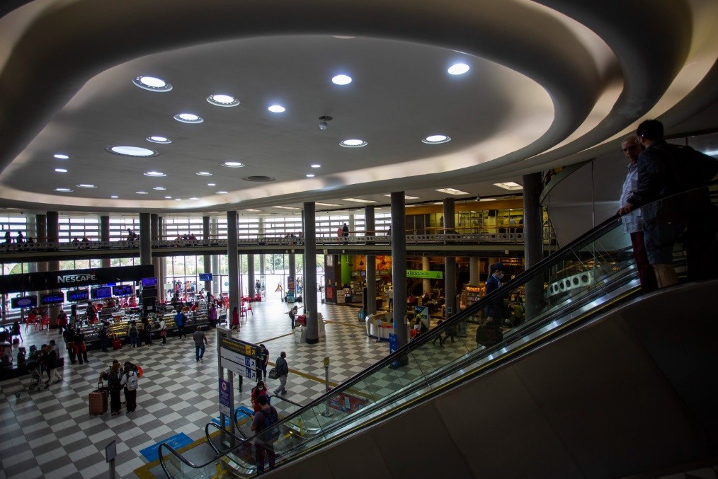 Antes da pandemia, 22 milhões de pessoas embarcaram ou desembarcaram no terminal, o que o torna um dos mais rentáveis do Brasil.  — Foto: Maria Isabel Oliveira/ Agência O Globo.