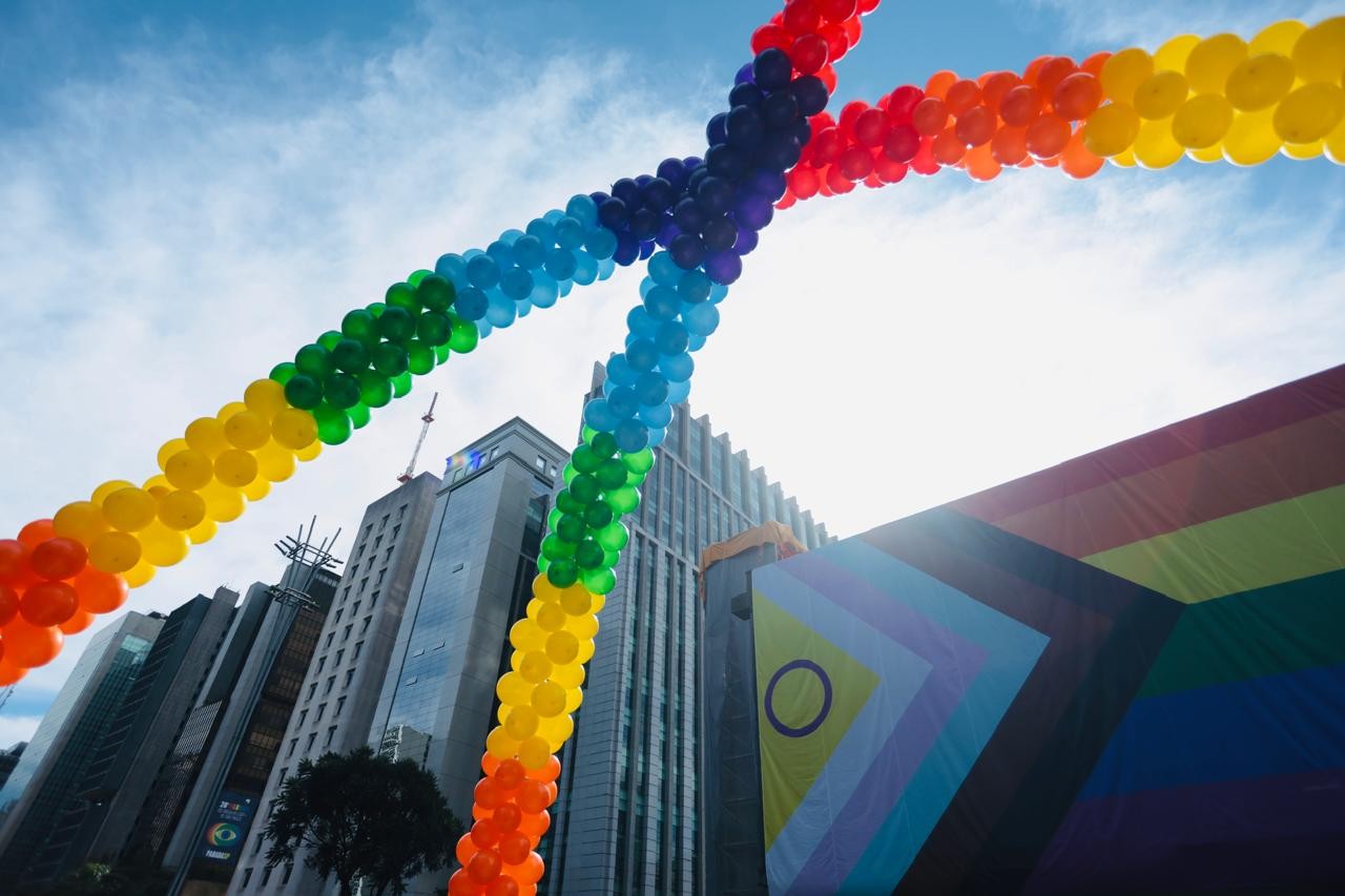 Parada LGBTQIA+ de São Paulo é a maior chega a sua 28ª edição — Foto: Maria Isabel Oliveira/Agência O Globo
