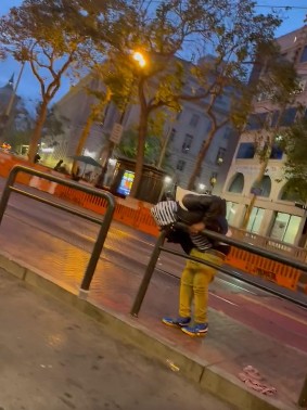 Usuário de drogas em rua de São Francisco — Foto: Reprodução/X