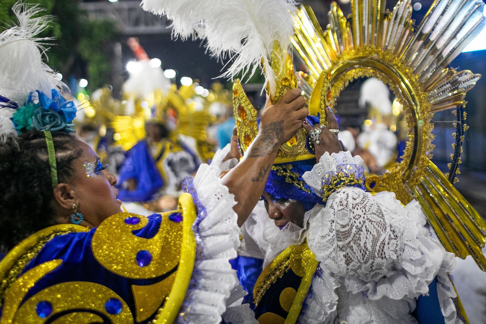 Desfilando pelo segundo ano pela Portela, Nilcéa deve cruzar por quatro escolas diferentes neste carnaval — Foto: Guito Moreto/Agência O Globo