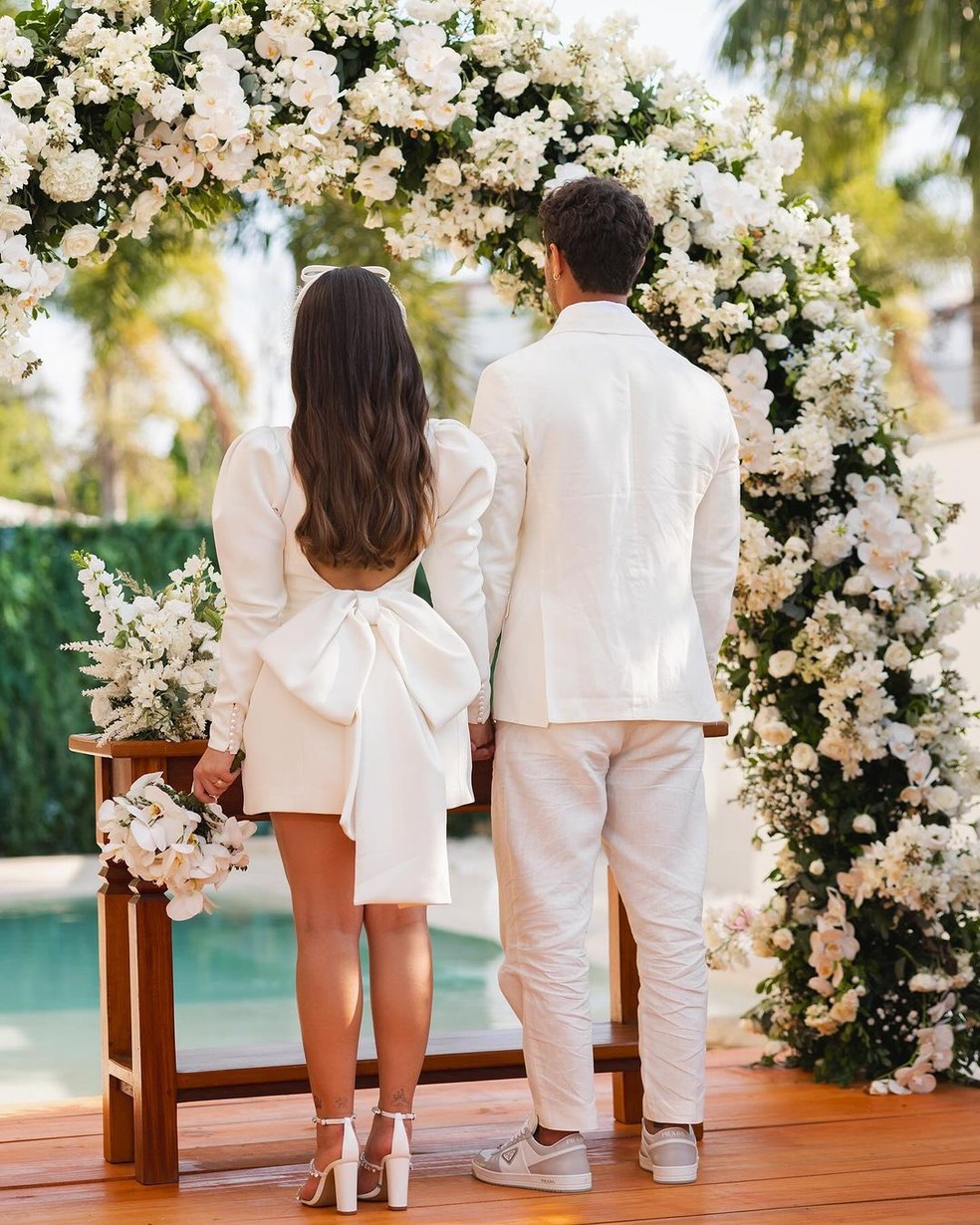 Larissa Manoela se casou com André Luiz Frambach — Foto: Reprodução Instagram