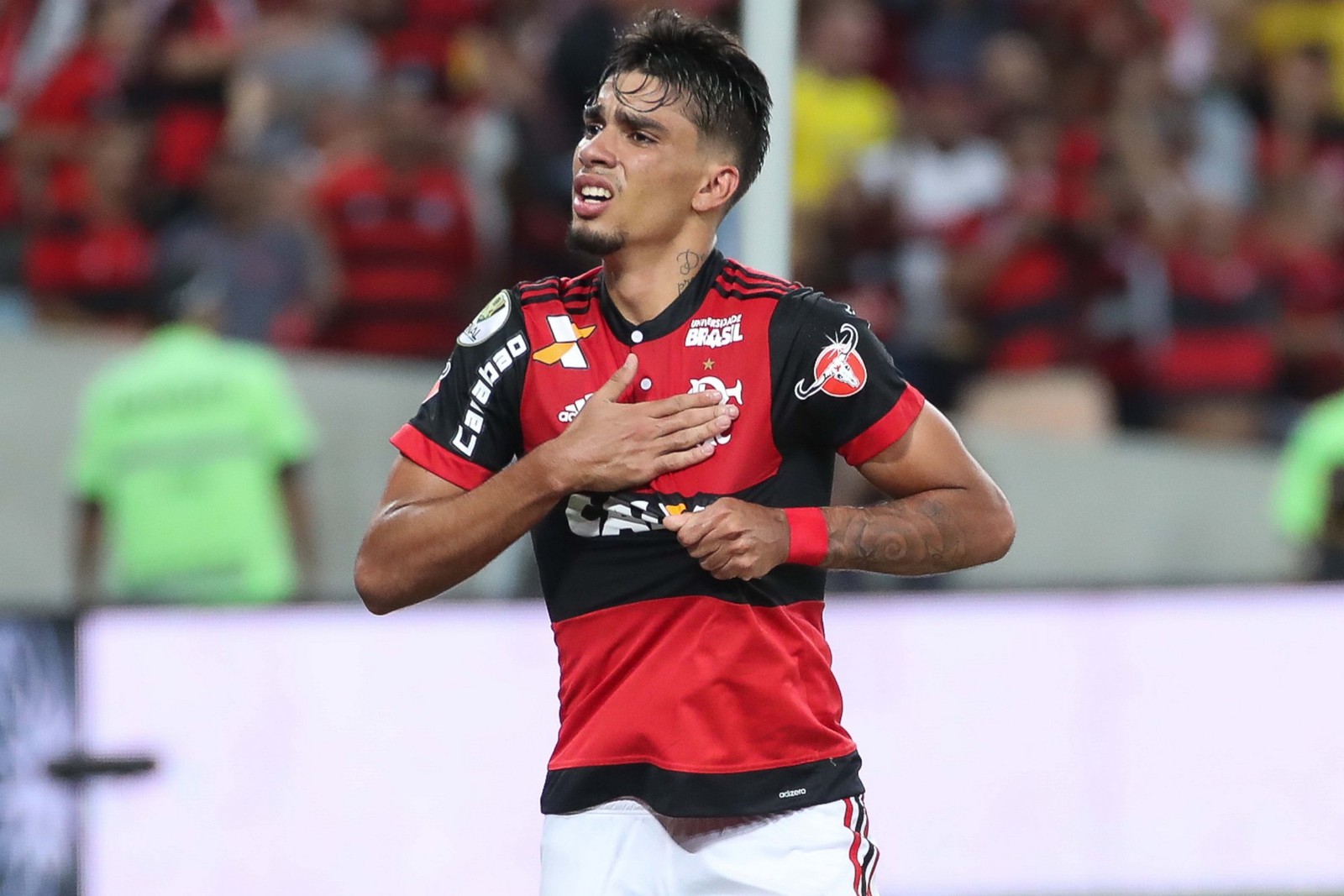 Lucas Paquetá em partida pelo Flamengo na final da Copa do Brasil em 2017 — Foto: Gilvan de Souza / Flamengo