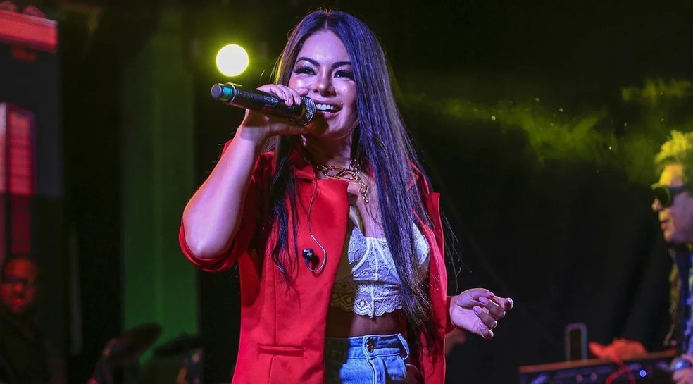 A cantora Paulinha Abelha, conhecida por integrar os vocais da banda Calcinha Preta, morreu em 23 de fevereiro, aos 43 anos, em Aracaju, com quadro de insuficiência renal. — Foto: Reprodução