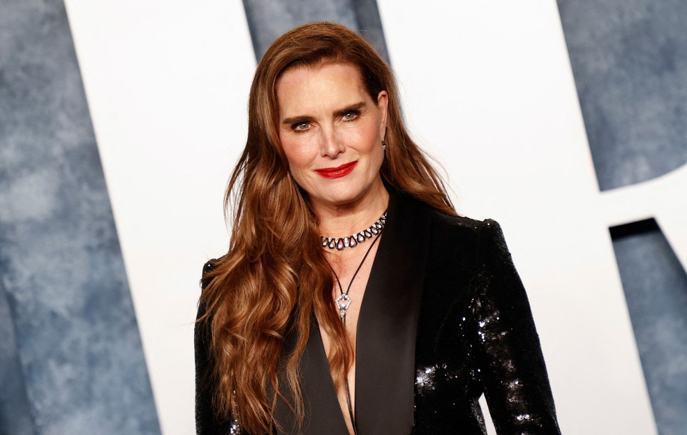 A atriz Brooke Shields na festa da revista Vanity Fair, após a cerimônia do Oscar — Foto: AFP