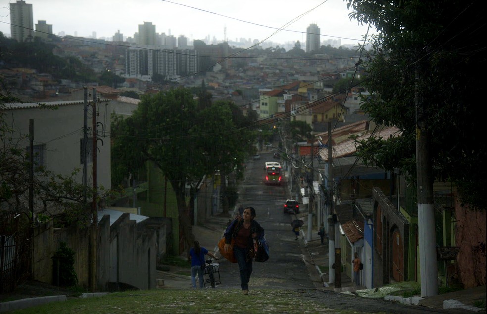 Na rua. “Cidade; campo”, filme de Juliana Rojas, é um dos 30 títulos que estão no Marché du Film: nova safra nacional a caminho — Foto: Divulgação