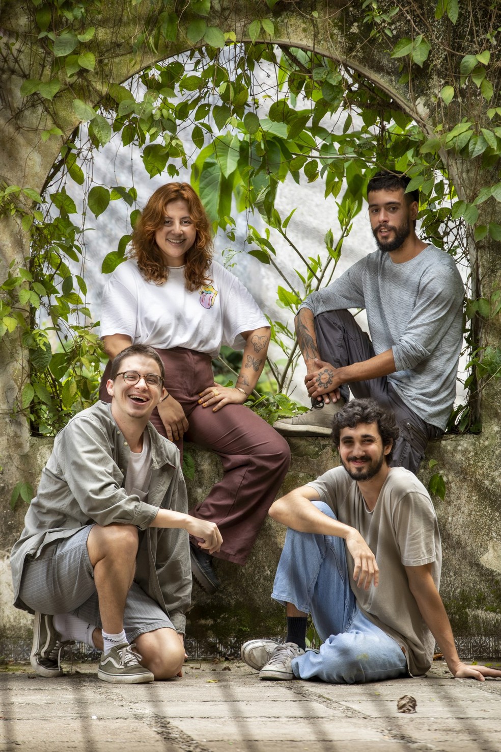 Os agitadores da Casa Bicho: Carla, João (atrás), Daniel e Lucas — Foto: Ana Branco
