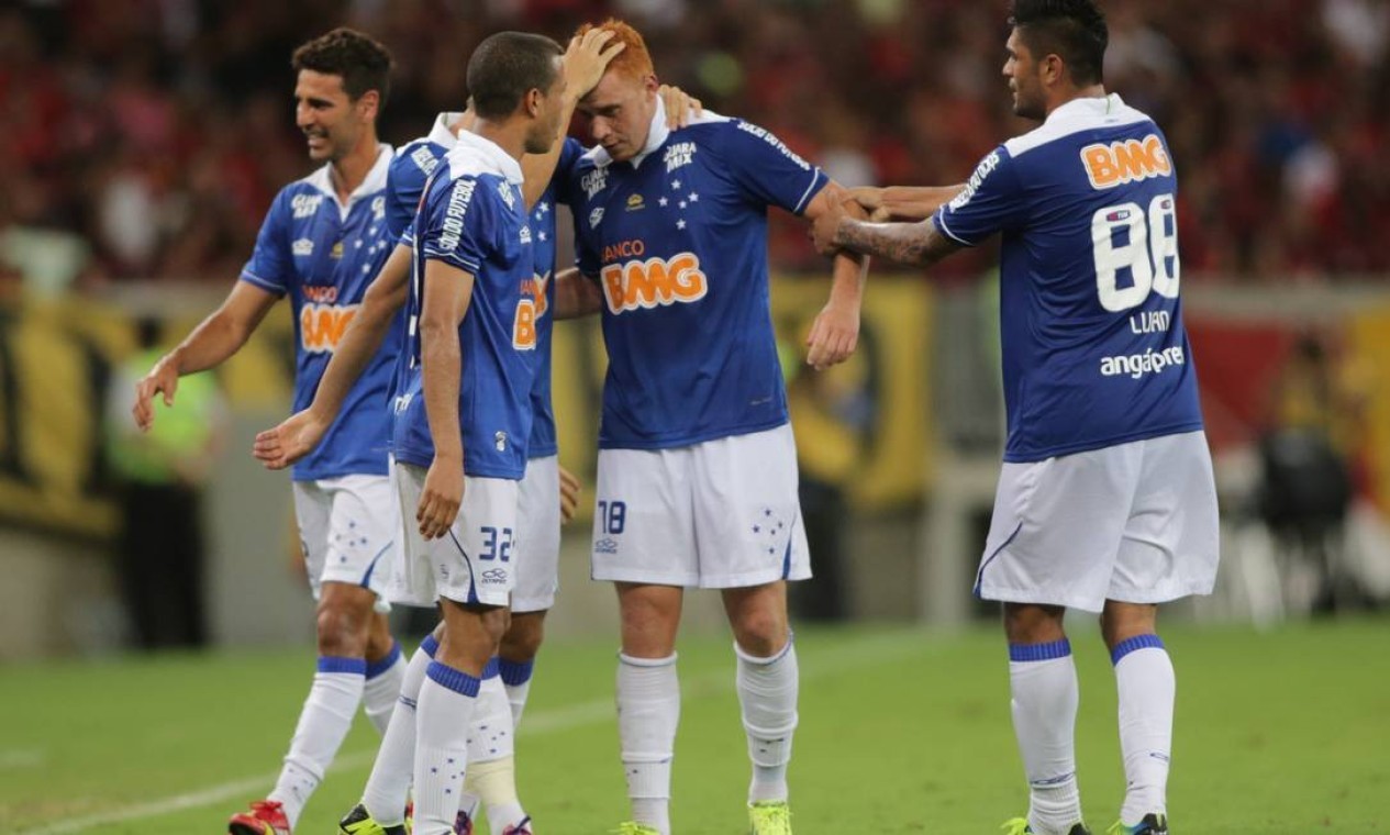 17º - CRUZEIRO (2013) - Time mineiro conquistaria em 2013 o primeiro de dois títulos seguidos sob comando de Marcelo Oliveira.  — Foto: Bruno Gonzalez / Agência O Globo