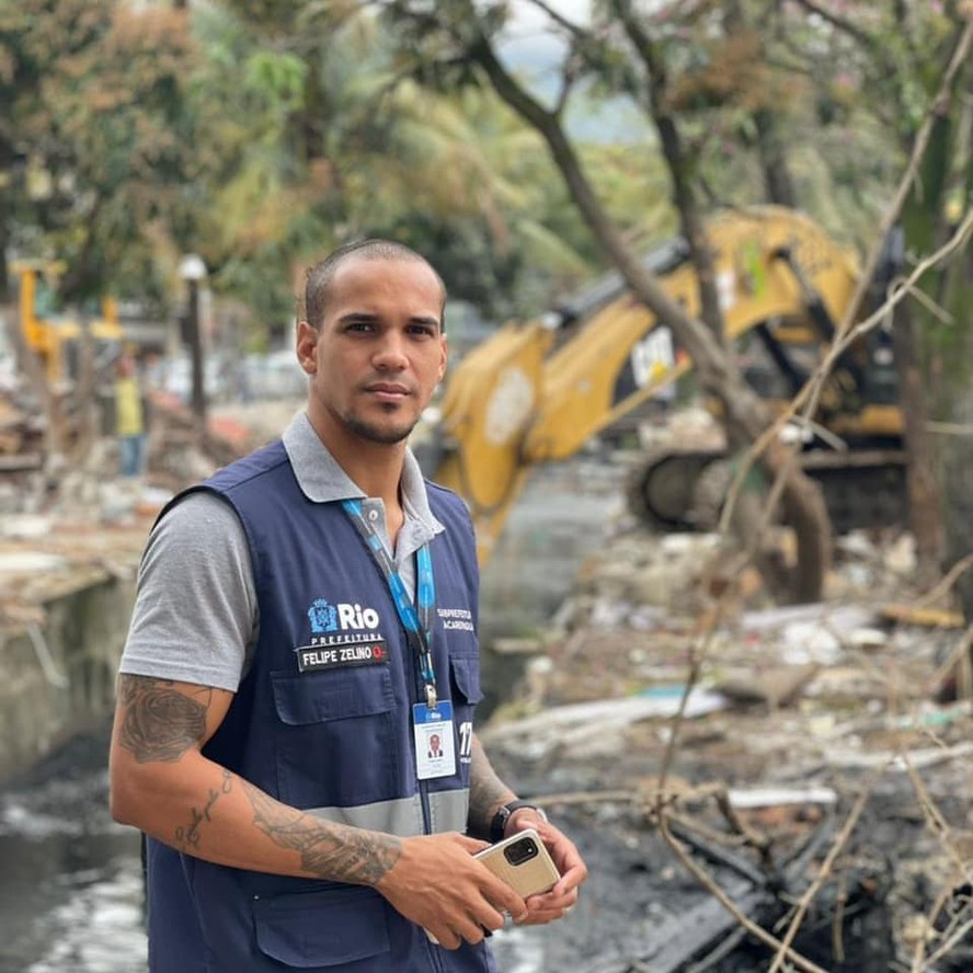 Felipe Zelino Vitório Moitinho, funcionário da Prefeitura do Rio, dirigia o carro que atropelou o garçom Rhenê Rodrigues Martins