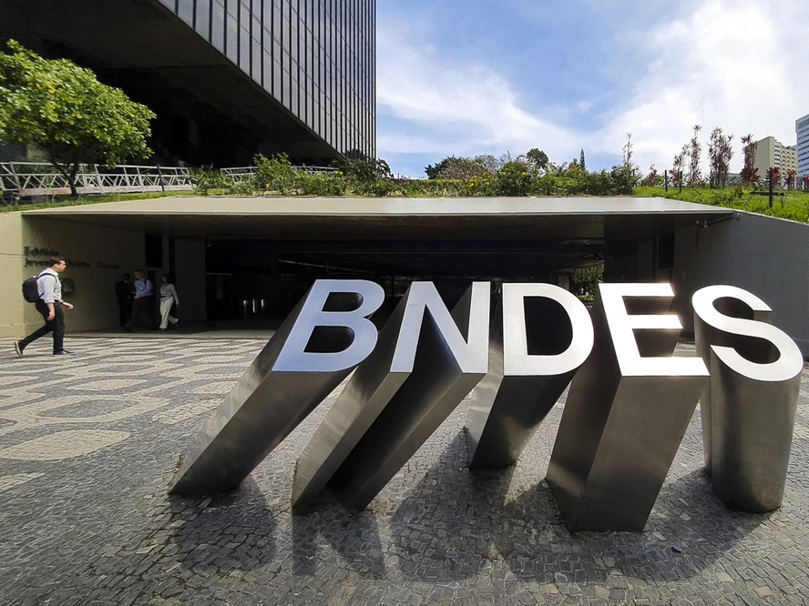 BNDES, no Centro do Rio: inscrições de concurso público terminam amanhã