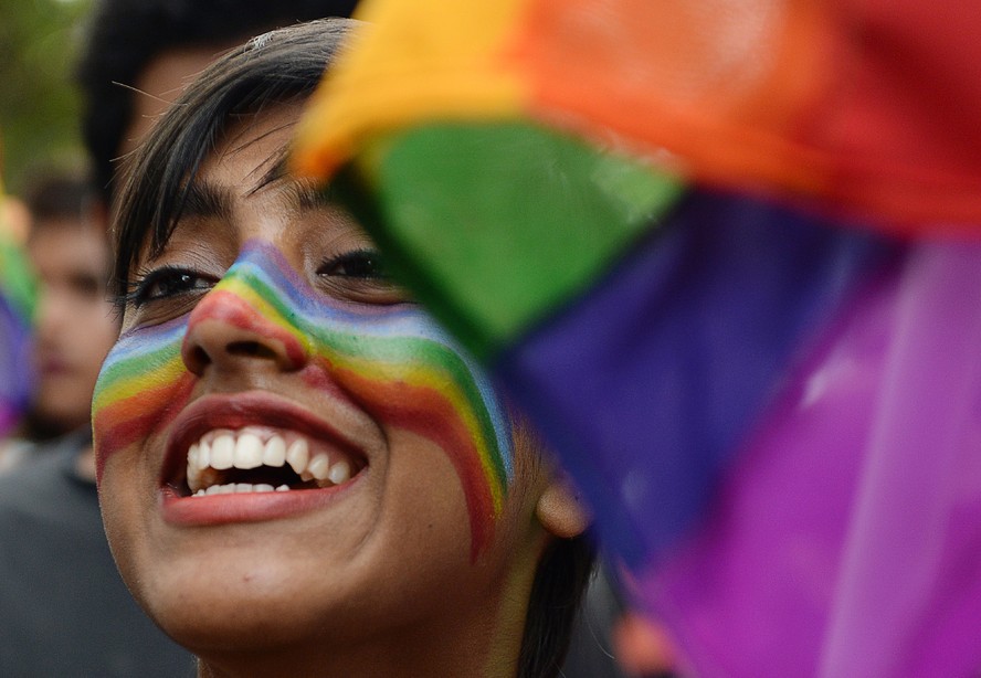 Indiana apoiadora do movimento LGBT+ participa de parada em Chennai, na Índia AFP/24-06-2018