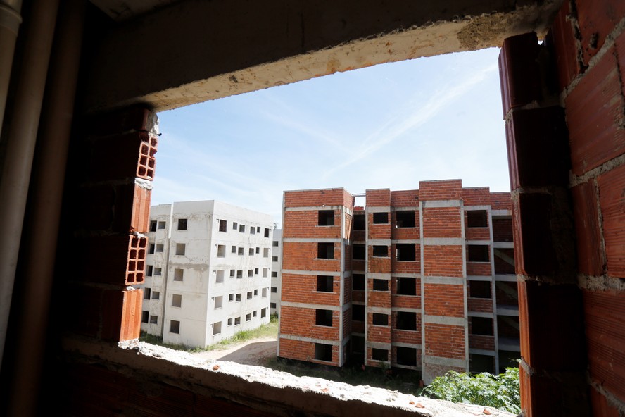 Governo quer retomar Minha Casa Minha Vida com foco na casa própria de famílias que não conseguem tomar crédito imobiliário sem subsídios