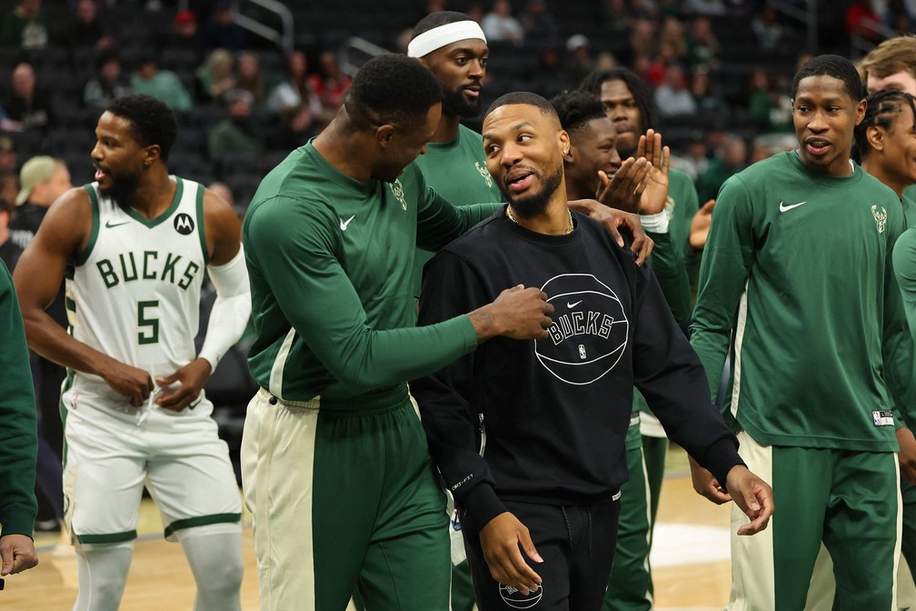 Lillard durante jogo de pré-temporada do Milwaukee Bucks — Foto: Stacy Revere/Getty Images/AFP