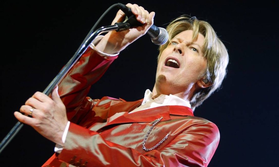 David Bowie na época do lançamento do disco 'Reality', em 2002