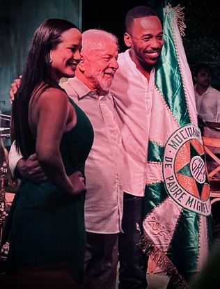 Presidente Lula na festa na Gávela Pequena