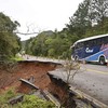 Vista da estrada RS115, no km 25 , acesso à Canela, com problemas de queda de barreira - Eddy Castro / ASI