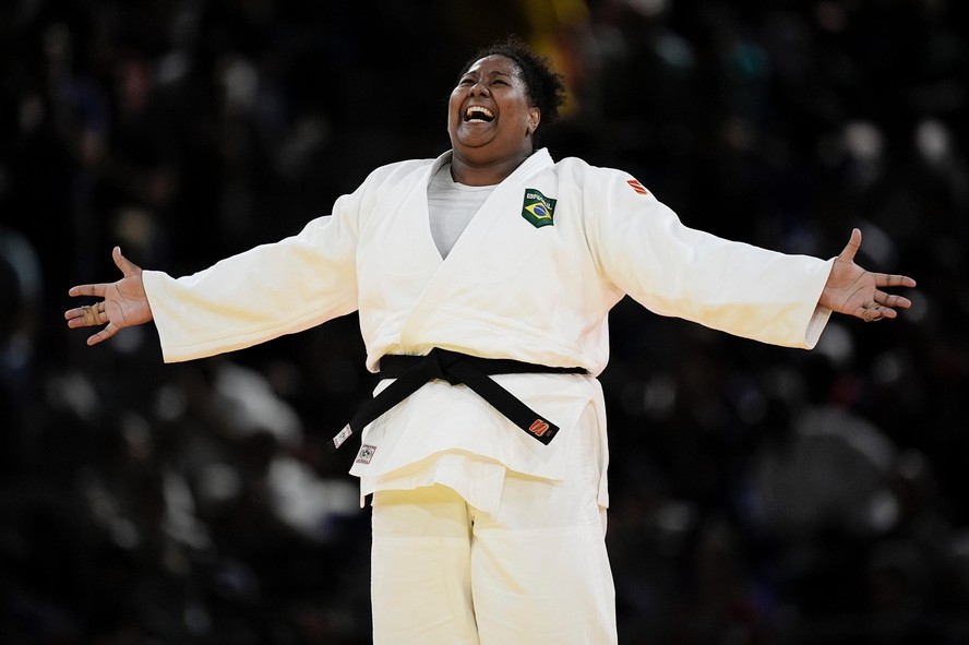 Bia Souza conquista medalha de ouro no judô