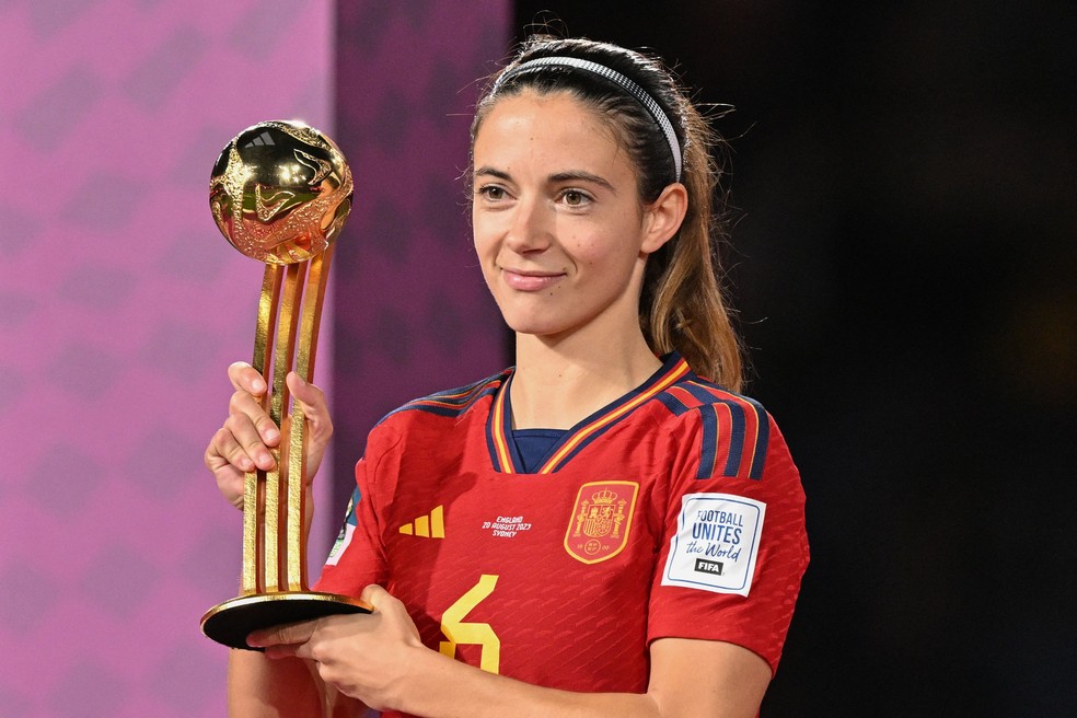 Aitana Bonmatí foi eleita a melhor jogadora da Copa do Mundo — Foto: Saeed Khan/AFP