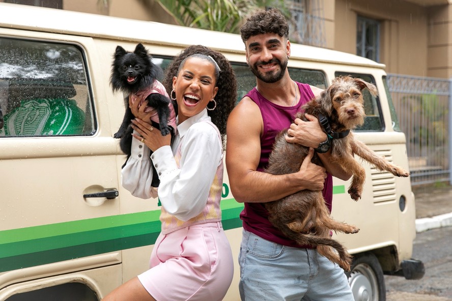 Andrômeda (Ramille) e Chicão (Gabriel Godoy) em 'Família é tudo'