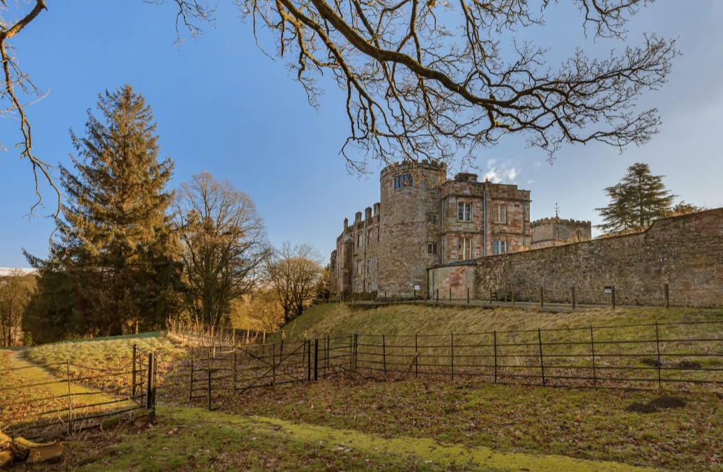 Castelo com 900 anos à venda no Reino Unido tem sido utilizado como hotel — Foto: Divulgação/United Kingdom Sotheby's International Realty