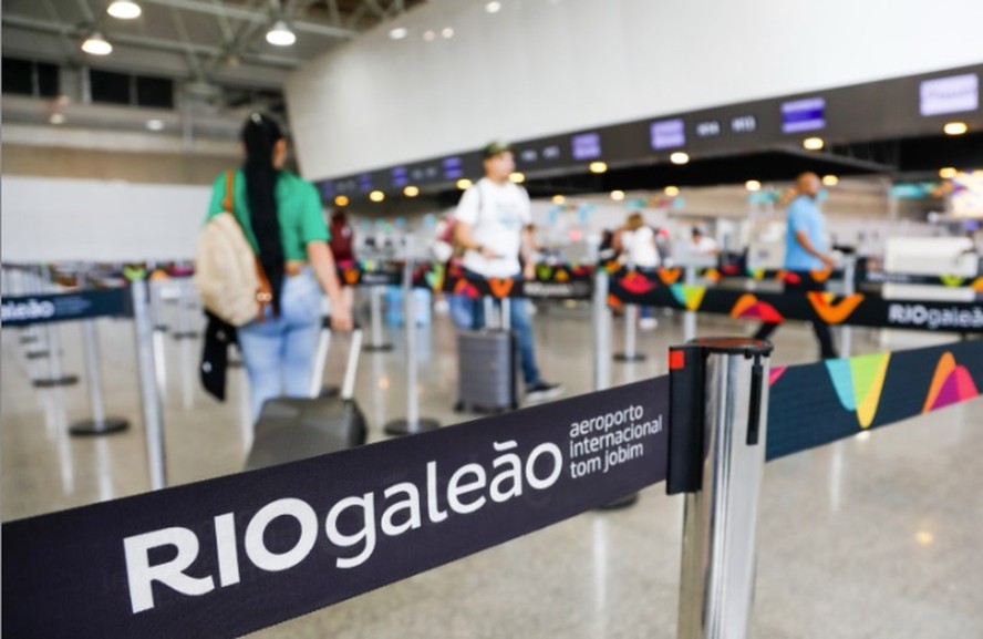 Aeroporto do Galeão sem filas para o check in