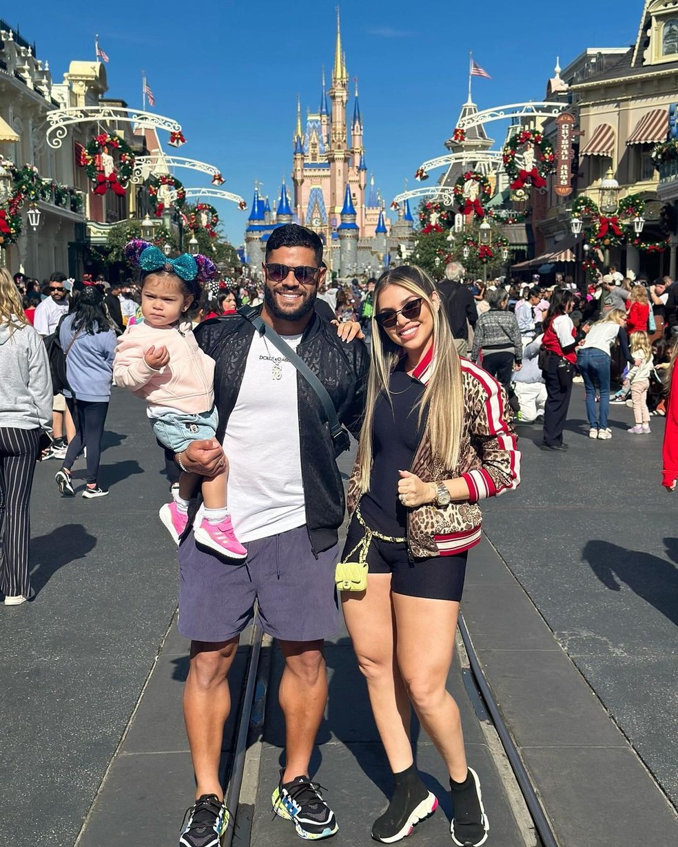 Hulk e Camila Ângelo já são pais de Zaya — Foto: Reprodução Instagram
