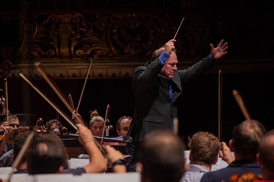 Projeto Aquarius terá participação de maestro Roberto Minczuk