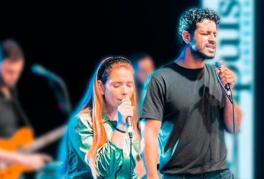 Cantora gospel Camila Campos e ex-jogador de futebol Léo